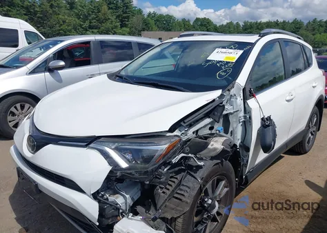 2018 Toyota Rav4 Xle из США, поврежденный, VIN JTMRFREV2JJ744970